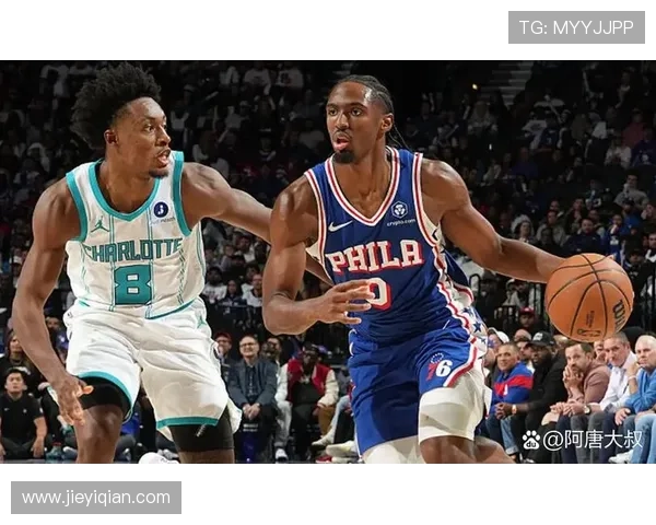 塞克斯顿强调黄蜂团结拼搏的重要性目标是本赛季取得突破性进展 塞克斯顿强调黄蜂团结拼搏的重要性目标是本赛季取得突破性进展